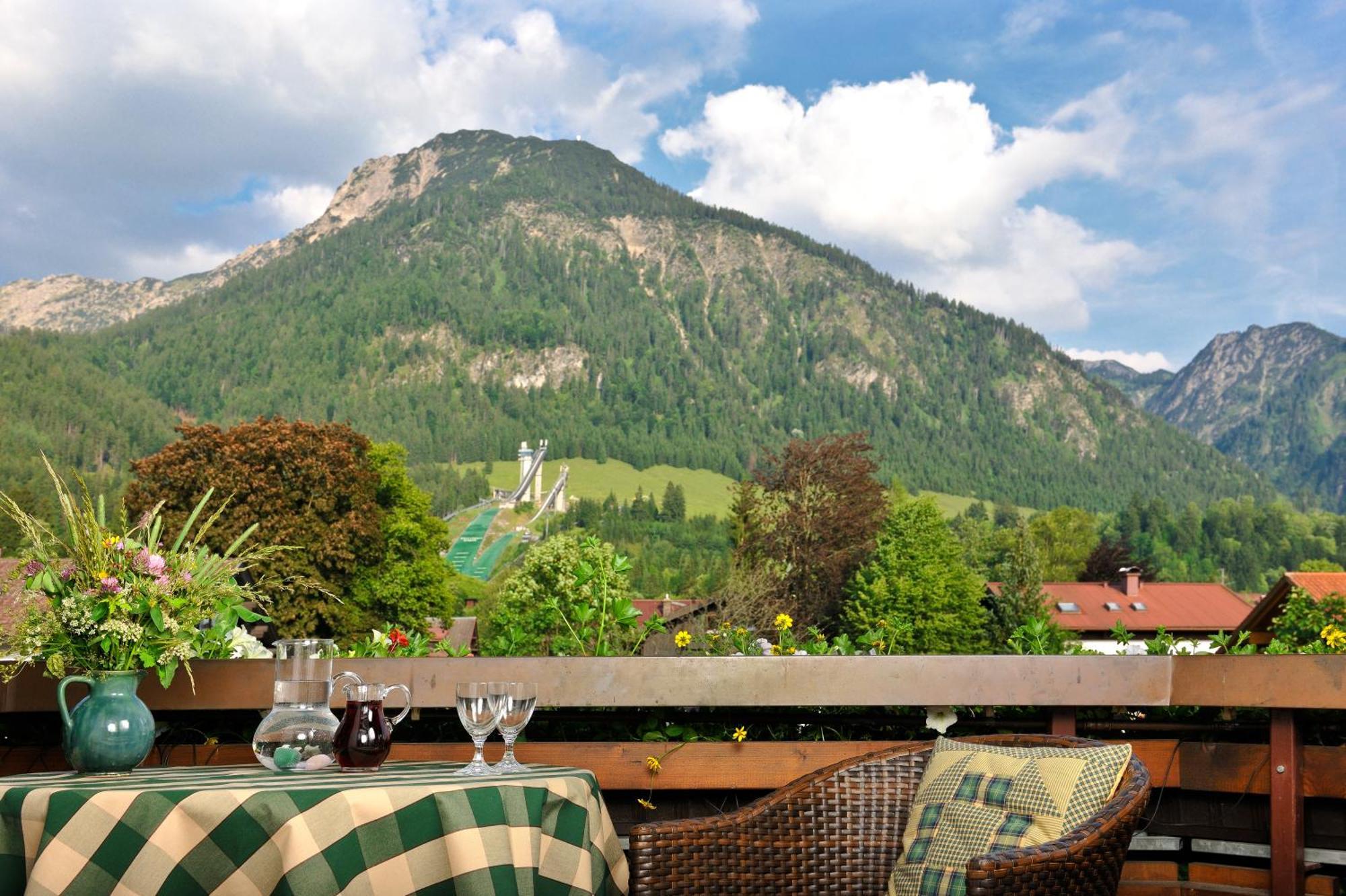 Hotel Rubihaus Оберстдорф Экстерьер фото